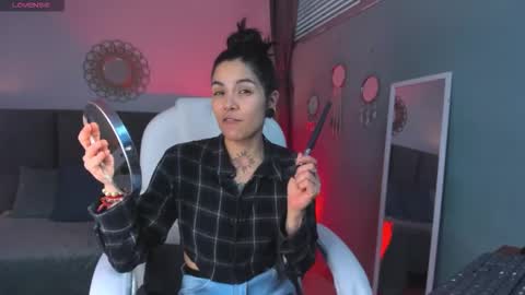 Esmeralda online show from February 2026 01:17:01 PM