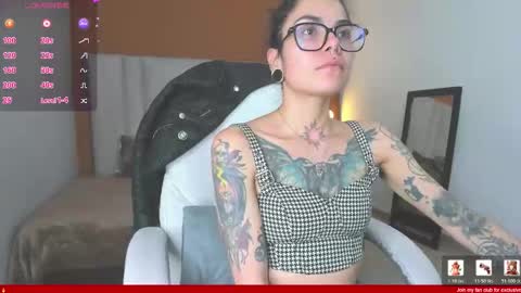 Esmeralda online show from February 2026 11:11:02 PM