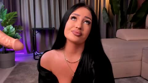 Emerald online show from April 2026 02:34:01 PM