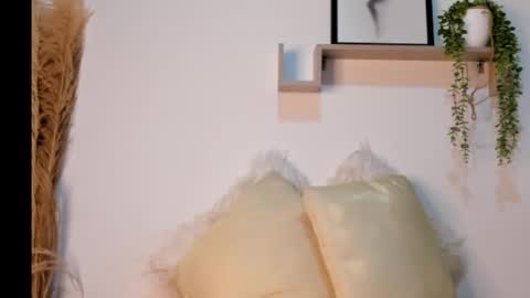 emi_carter online show from November 2025 08:44:01 PM