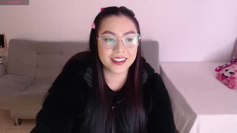 emi_carter online show from December 2025 06:37:02 PM