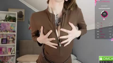 Sofia online show from April 2026 04:30:02 PM