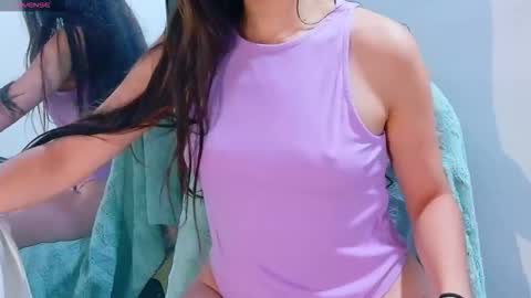 Emmily Roberts online show from October 2025 04:34:02 AM