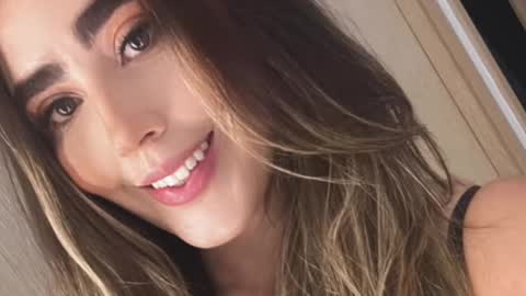 Snapshot of emi_royse chatting on March 2025 02:36:01 AM emi_royse online show from March 2025 02:36:01 AM