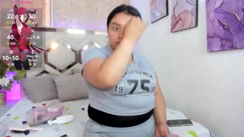 Emily online show from October 2025 07:12:02 PM