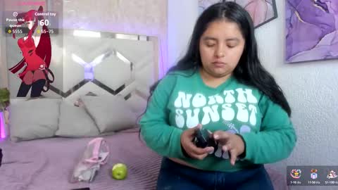 Emily online show from October 2025 06:52:02 PM