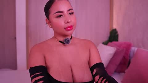    online show from November 2025 03:12:02 PM