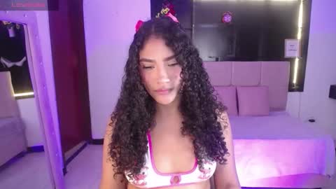 Snapshot of emiily_smith1_ chatting on September 2025 07:26:02 PM Emily Smith online show from September 2025 07:26:02 PM