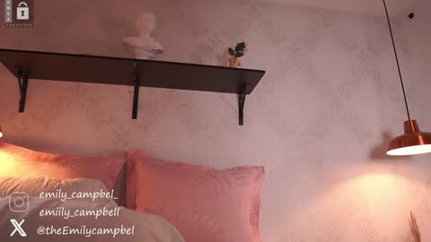 Snapshot of emiilycampbell chatting on December 2024 02:57:01 AM Emily Campbell online show from December 2024 02:57:01 AM