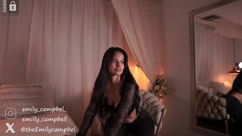 Snapshot of emiilycampbell chatting on January 2025 02:39:01 AM Emily Campbell online show from January 2025 02:39:01 AM