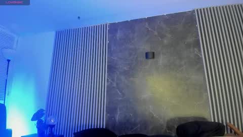   online show from October 2025 04:50:01 PM