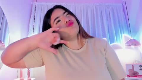 Snapshot of emiilygrace_ chatting on June 2026 11:41:02 AM Emiily Grace online show from June 2026 11:41:02 AM