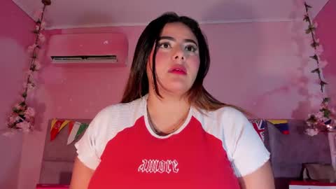 Snapshot of emiilygrace_ chatting on July 2026 11:38:02 AM Emiily Grace online show from July 2026 11:38:02 AM