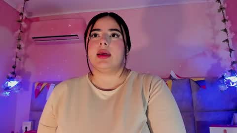 Snapshot of emiilygrace_ chatting on July 2026 11:39:02 AM Emiily Grace online show from July 2026 11:39:02 AM