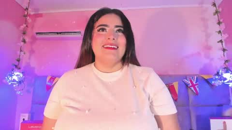 Snapshot of emiilygrace_ chatting on July 2026 11:56:02 AM Emiily Grace online show from July 2026 11:56:02 AM