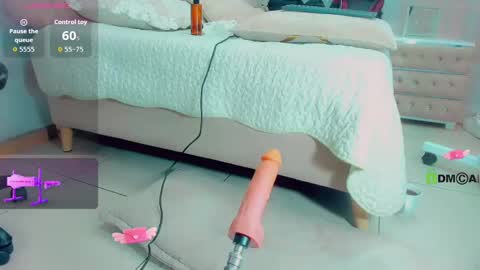 EmillySaenz online show from October 2025 12:59:01 PM