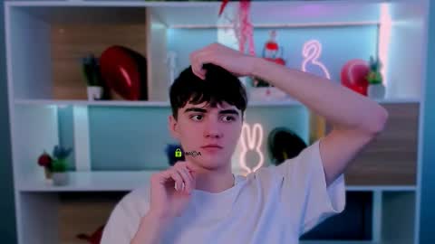 emil_lucky online show from February 2026 12:27:01 PM