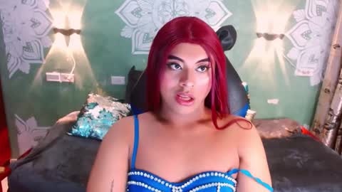 Emili roux online show from January 2025 06:38:02 PM