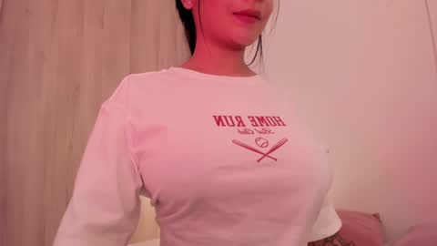 Emilia Big Boobs online show from December 2024 03:10:01 PM