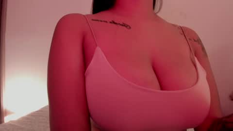 Emilia Big Boobs online show from January 2025 12:41:01 AM