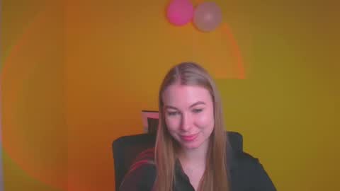 Snapshot of emilia_ilia chatting on February 2025 12:36:02 PM Emilia online show from February 2025 12:36:02 PM