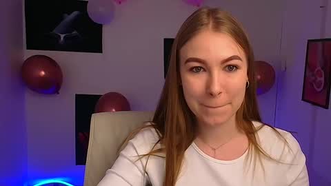 Snapshot of emilia_ilia chatting on February 2025 12:13:02 PM Emilia online show from February 2025 12:13:02 PM