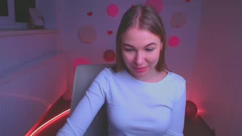 Snapshot of emilia_ilia chatting on March 2025 09:10:02 AM Emilia online show from March 2025 09:10:02 AM