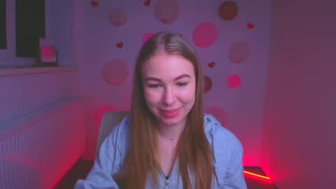 Snapshot of emilia_ilia chatting on March 2025 06:04:02 AM Emilia online show from March 2025 06:04:02 AM