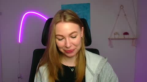 Emilia online show from April 2026 05:36:01 AM