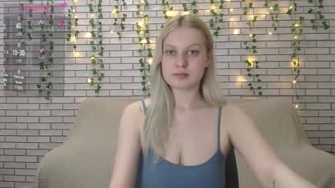 Amili online show from February 2025 04:53:02 PM