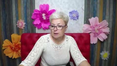 Snapshot of emiliagree chatting on September 2025 05:46:01 PM EmiliaGree online show from September 2025 05:46:01 PM