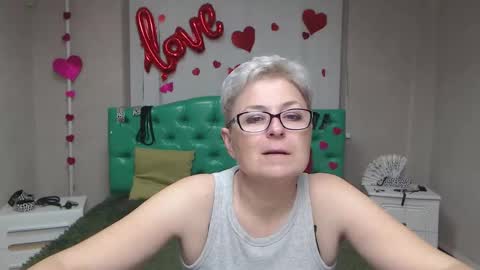 EmiliaGree online show from October 2025 05:13:02 PM