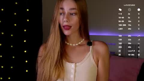 Snapshot of emiliaheather chatting on September 2025 11:10:01 AM Tessa online show from September 2025 11:10:01 AM