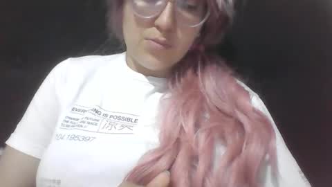 emiliahoney online show from January 2026 09:41:01 PM