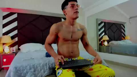 EmilianoBrl online show from September 2025 08:57:01 PM