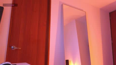 emilio_rivs online show from January 2026 04:49:02 AM