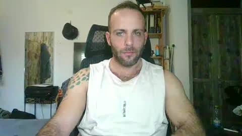 EmilioZem8 online show from December 2024 08:33:02 AM