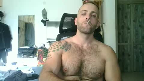 EmilioZem8 online show from September 2025 01:34:01 PM