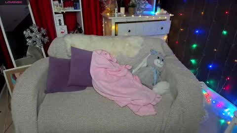 Snapshot of emiliyaqueen chatting on January 2025 01:17:01 AM Emiliya online show from January 2025 01:17:01 AM