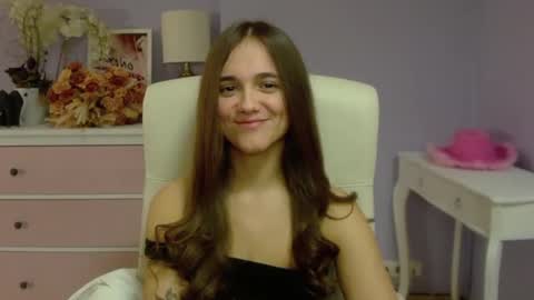 Emilly online show from January 2025 07:50:01 AM
