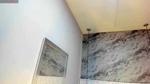 emilly_mell online show from October 2025 11:33:01 AM