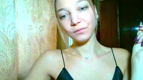 Emilly online show from November 2025 06:36:02 AM