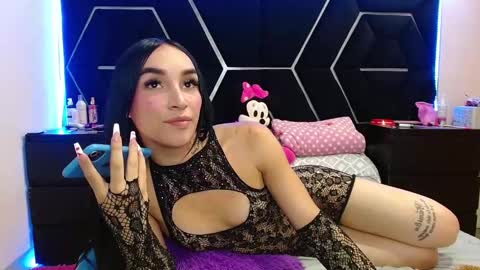Snapshot of emillystonex chatting on December 2024 03:28:02 PM emillystonex online show from December 2024 03:28:02 PM