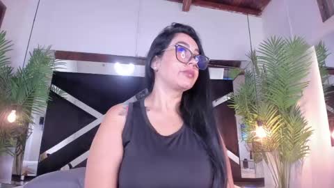 Emily  online show from April 2026 11:02:01 AM