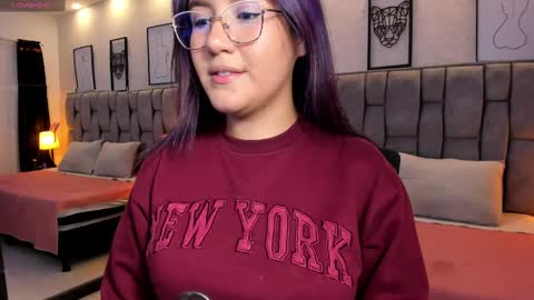 Emily online show from February 2025 04:28:02 AM