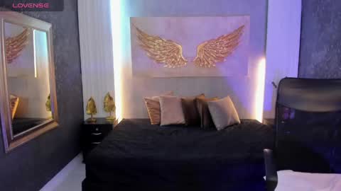 Emily  online show from April 2026 11:27:01 AM