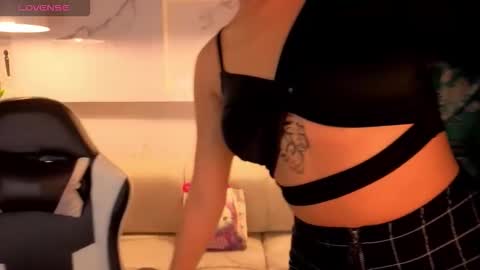 Emily  tp 700am - 1400pm online show from February 2026 12:39:02 PM