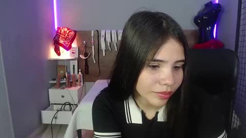              online show from December 2024 08:22:01 PM