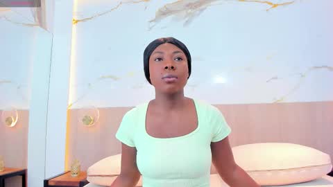 emily online show from December 2025 07:21:01 PM