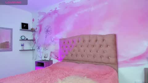 Emily Carter online show from December 2024 04:36:02 AM